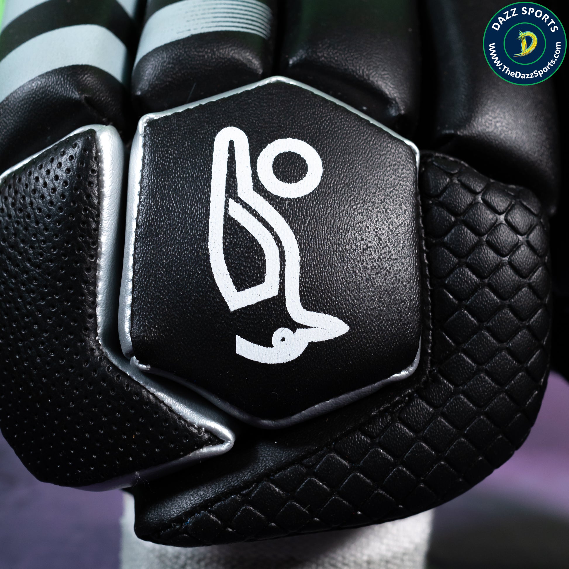 Kookaburra T20 4.1 Gloves -  RH Black