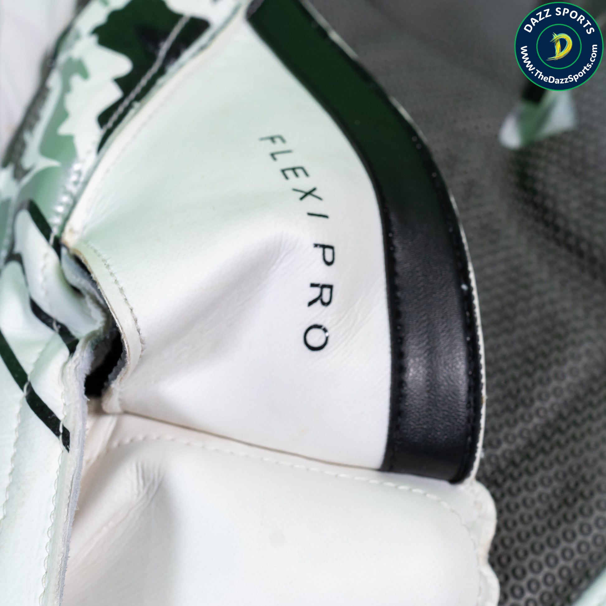 EM Flexi Pro Keeping Gloves